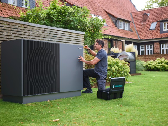 Wärmepumpe aroTHERM perform - Installation