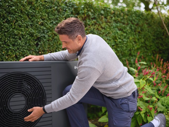 Wärmepumpe aroTHERM pro - einfache Installation