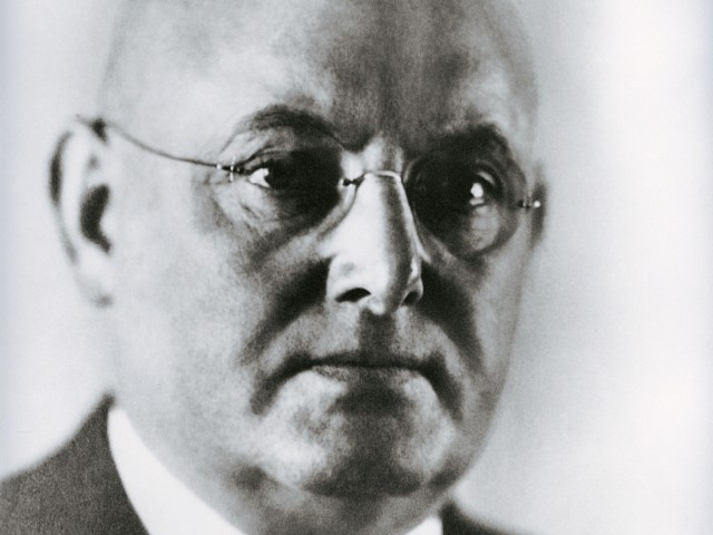 1920_Karl Vaillant